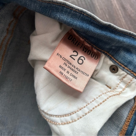 DRIFTWOOD Jackie Pearl Embellished Skinny Jeans Raw Hems Sz 26 - Picture 9 of 9